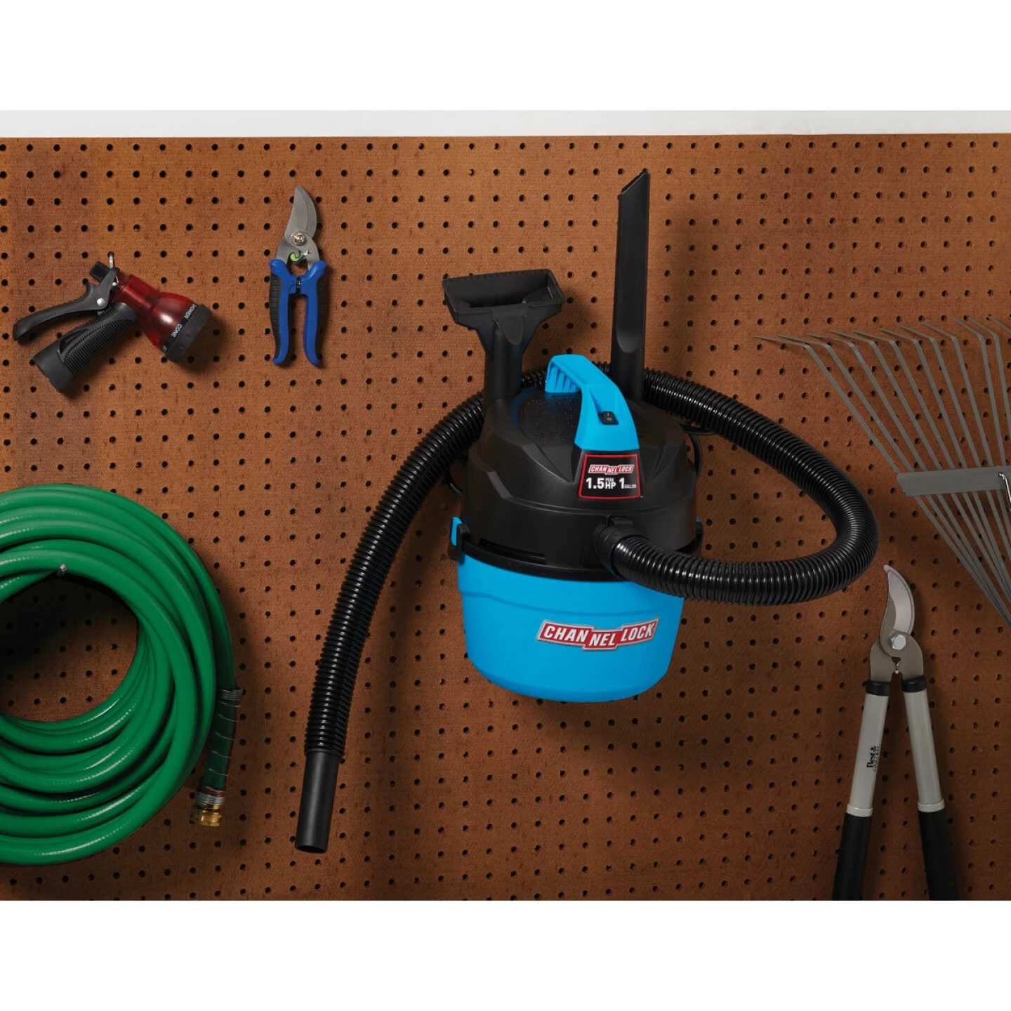 Channellock Micro 1 Gal. 1.5-Peak HP Wet/Dry Vacuum 4 Channellock Micro 1 Gal. 1.5-Peak HP Wet/Dry Vacuum - Image 2